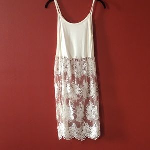 Lace crop tunic